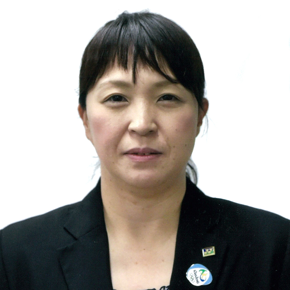 岩田良子氏